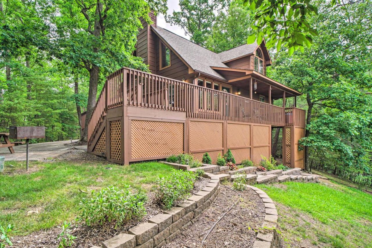 Central Sevierville Cabin With Hot Tub And Views! Exterior foto